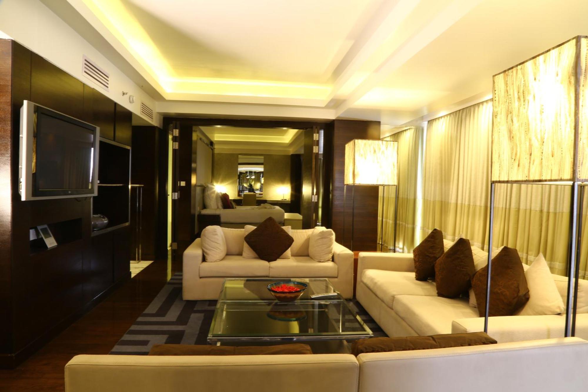 Avari Towers Καράτσι Εξωτερικό φωτογραφία A suite at the hotel
