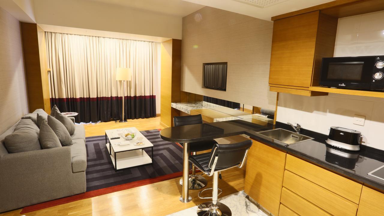Avari Towers Καράτσι Εξωτερικό φωτογραφία A typical studio apartment