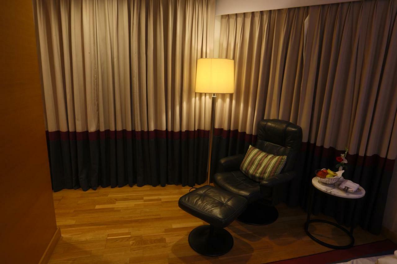 Avari Towers Καράτσι Εξωτερικό φωτογραφία A room at the hotel